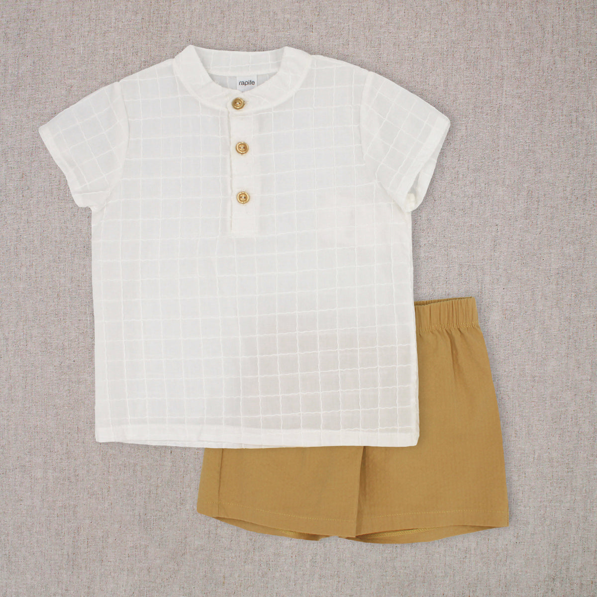 Conjunto niño mostaza