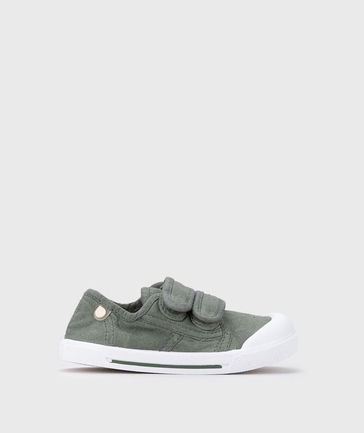 Canvas V. Kaki