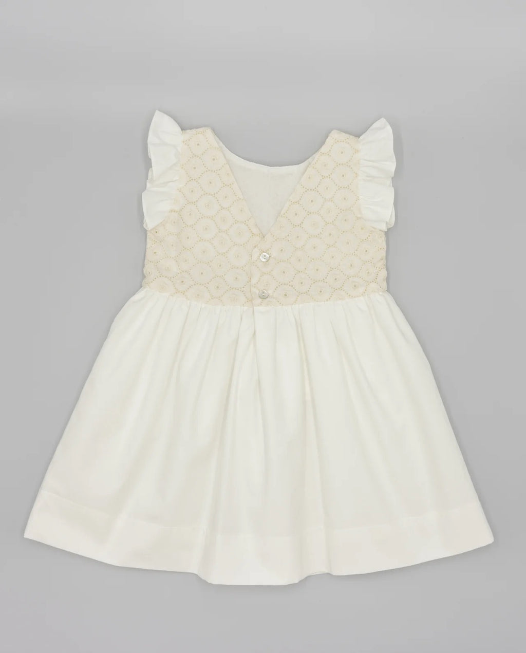 Vestido Bordado con cuerpo bordado y manga volante